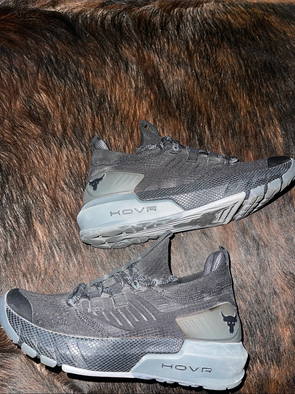 Under Armour boys HOVR Running Sneakers - Black & Gray